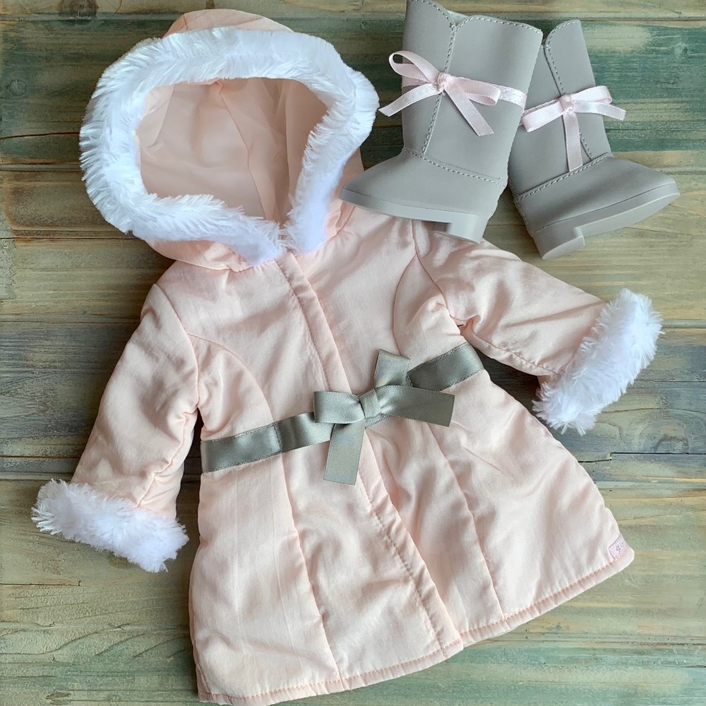 AMERICAN GIRL DOLL Pretty Pink Coat Set Faux Fur Trim Hood Gray Boots